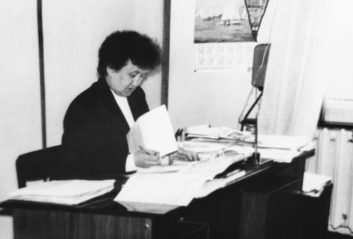 Г. И. Семенова ведет прием избирателей. 1990 г.Из личного архива Г. И. Семеновой