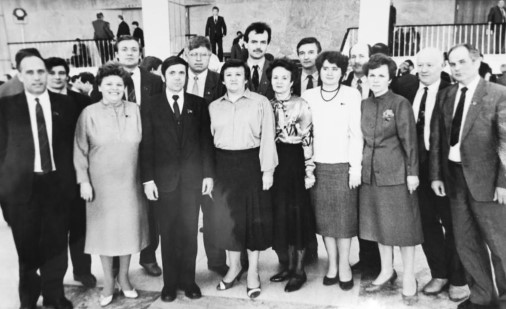 Народные депутаты СССР от Карельской АССР. Четвертаяслева Г. И. Семенова. Москва, Кремлевский Дворец съездов. 1989 г. Автор съемки: Семен Аронович Майстерман. Из личного архива Г. И. Семеновой
